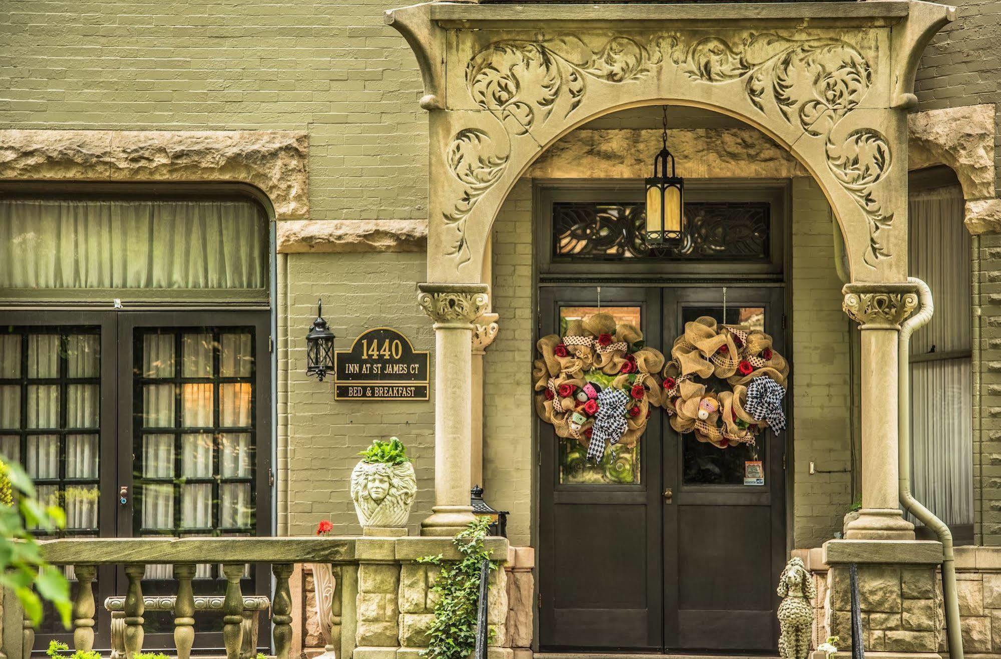 Inn At St James Court Louisville Exterior foto