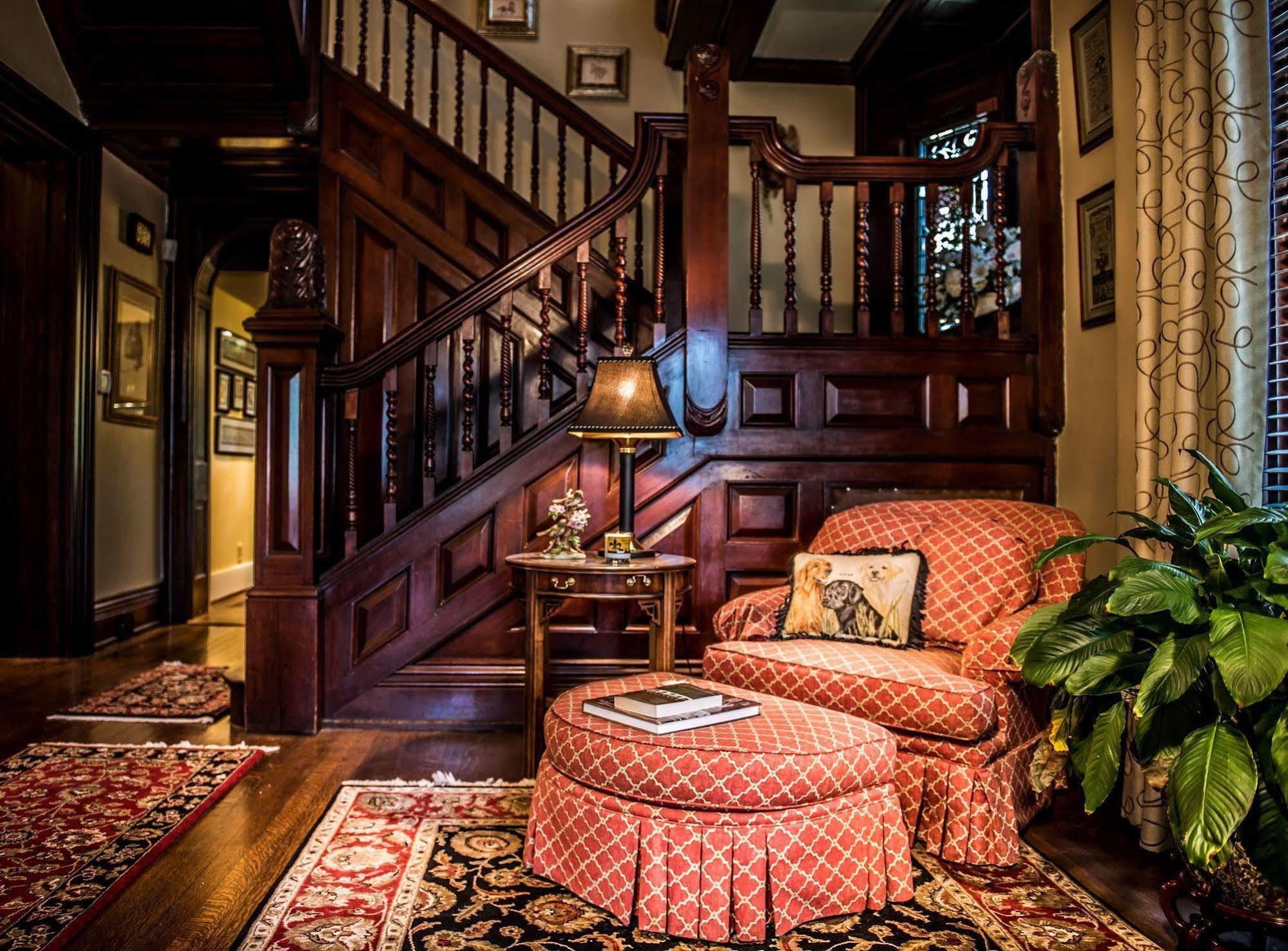Inn At St James Court Louisville Exterior foto